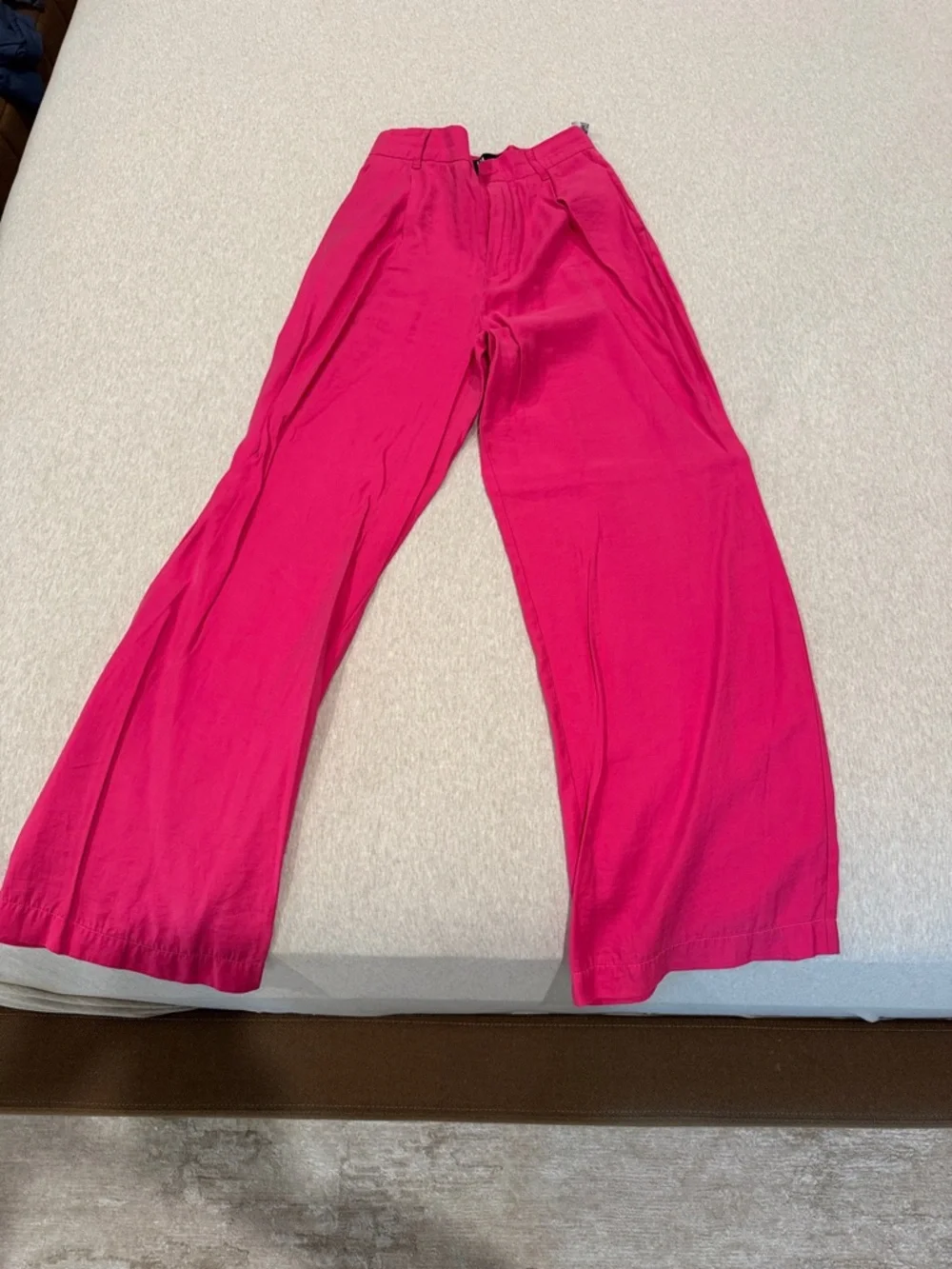 Zara Hot Pink Wide-Leg pants size XS